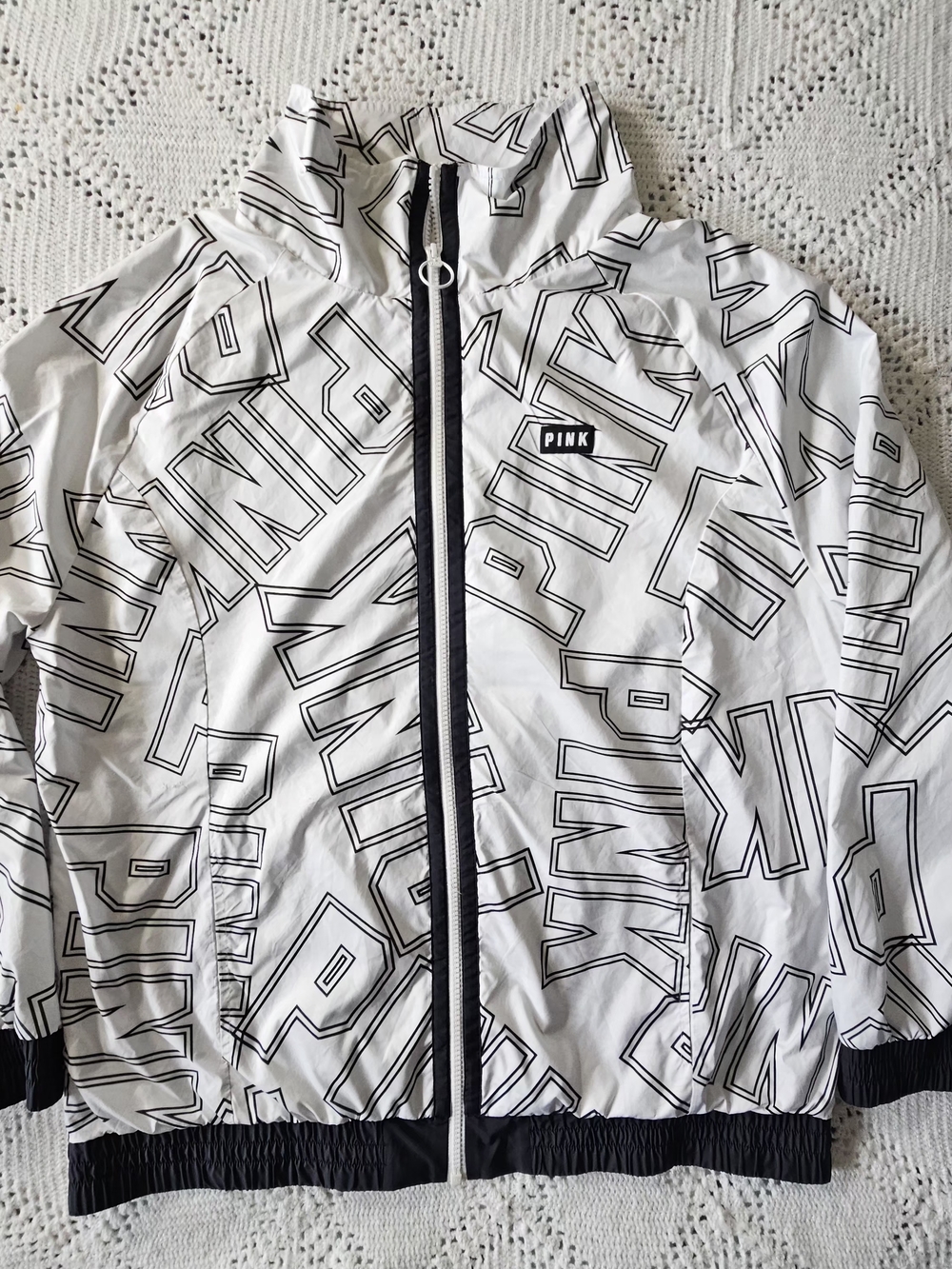 PINK Victoria's Secret White Black Outlined Logo Windbreaker Jacket M/L READ